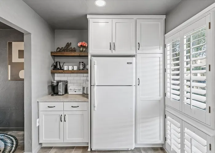 2br Townhome W Pool Bbq Walk To Old Town Holiday home *