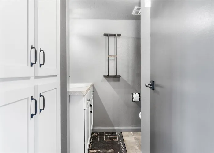 Holiday home 2br Townhome W Pool Bbq Walk To Old Town